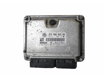 Volkswagen 07K-906-032-AA