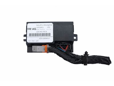 Volkswagen Eos Body Control Module - 1Q0-959-790-B
