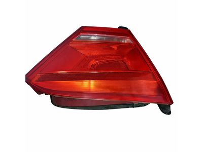 Volkswagen Passat Tail Light - 561-945-093-C