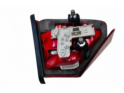 Volkswagen Passat Tail Light - 561-945-094-C