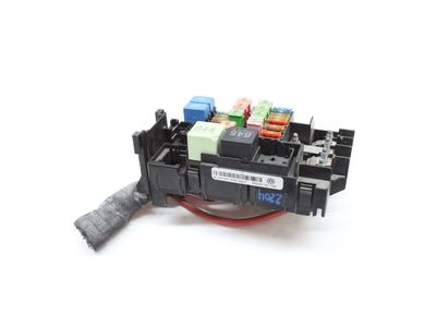 Volkswagen Passat Relay Block - 5C0-937-819-E