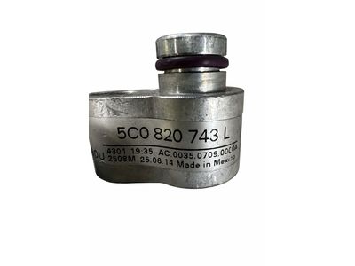 Volkswagen 5C0-820-743-L